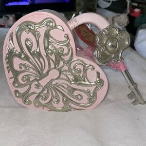 Pink and silver Heart lock with key